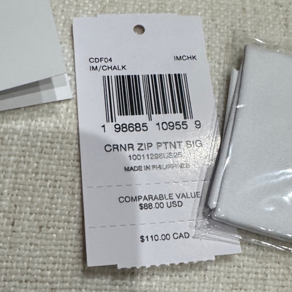 Coach Cream/ Light Beige Embossed Wristlet  NWT and Dust Bag - Picture 7 of 7